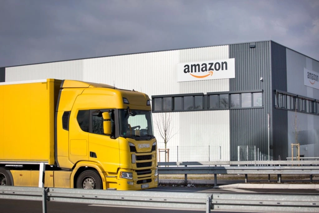 what-is-wholesale-selling-on-amazon